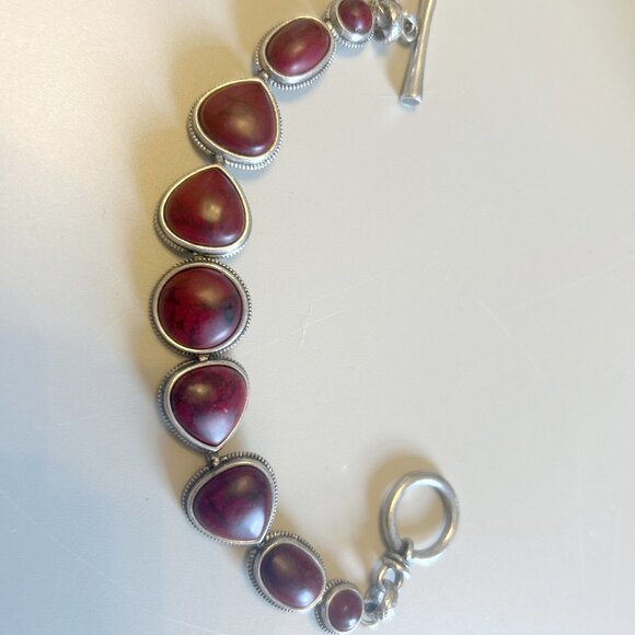 Lucky Brand Dark Red Women's Distressed Silvertone toggle bracelet Boho style - Picture 2 of 8